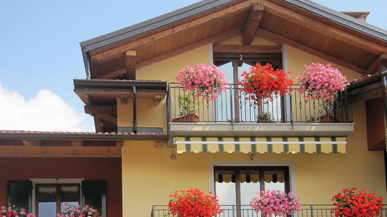 B&B Doria Valle Maira Roccabruna Exterior photo